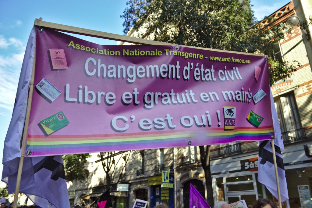 Banderole de l'Association Nationale Transgenre (ANT) lors de la marche de l'Existrans du 15 Octobre 2016